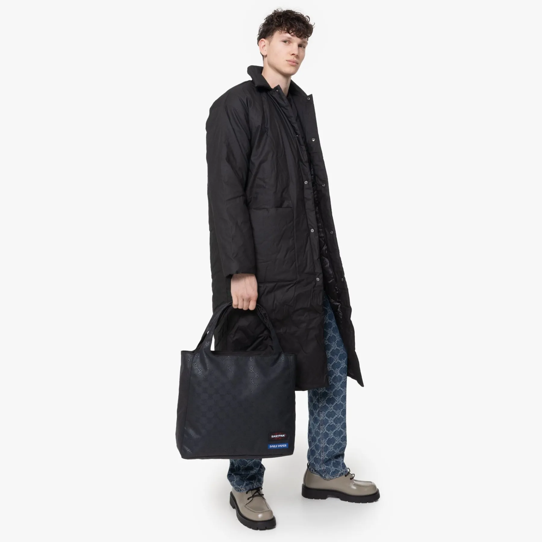 DAILY TOTE-Eastpak Clearance