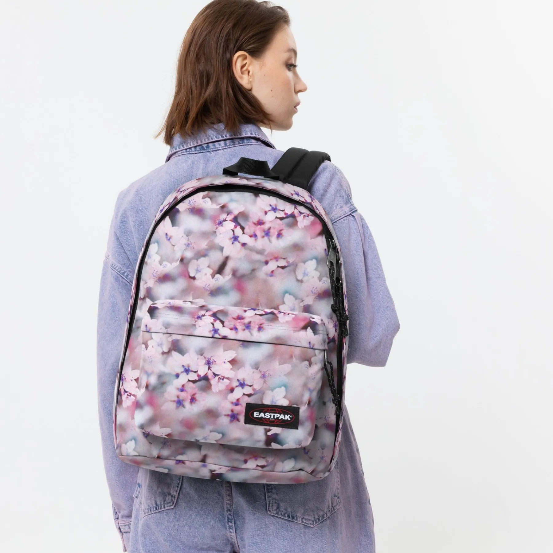 OUT OF OFFICE-Eastpak New