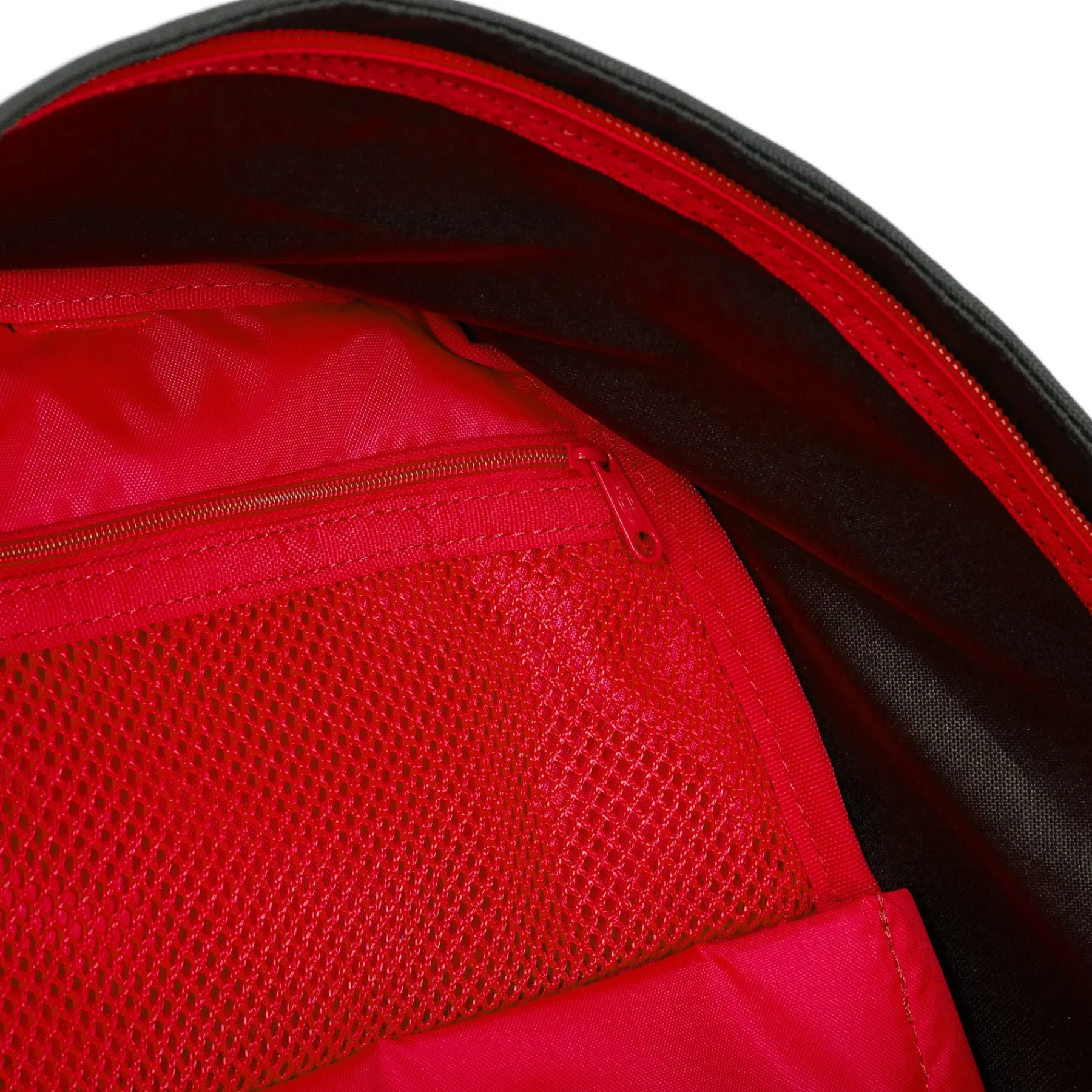 OUT OF OFFICE-Eastpak Best