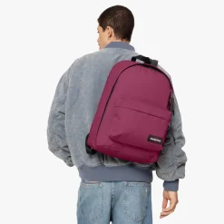 OUT OF OFFICE-Eastpak Hot
