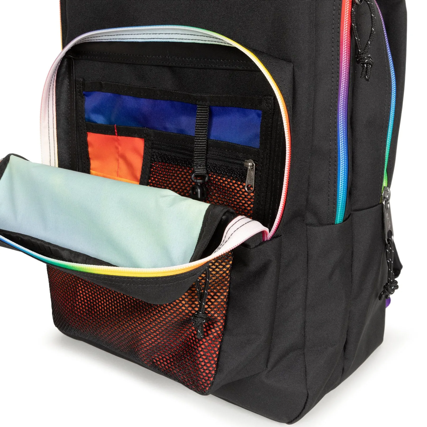 PINNACLE-Eastpak Discount