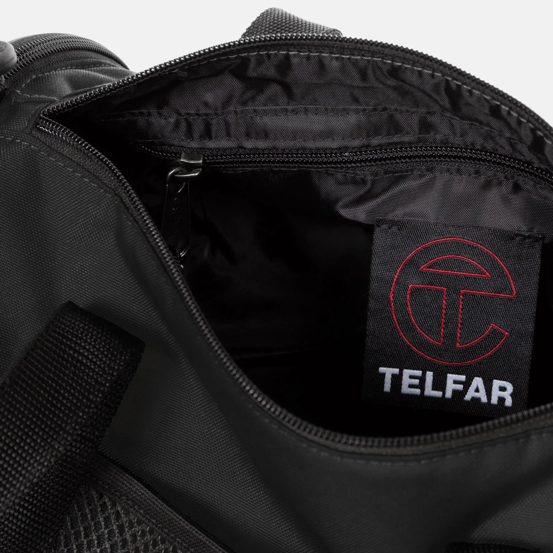 TELFAR DUFFLE M-Eastpak Clearance