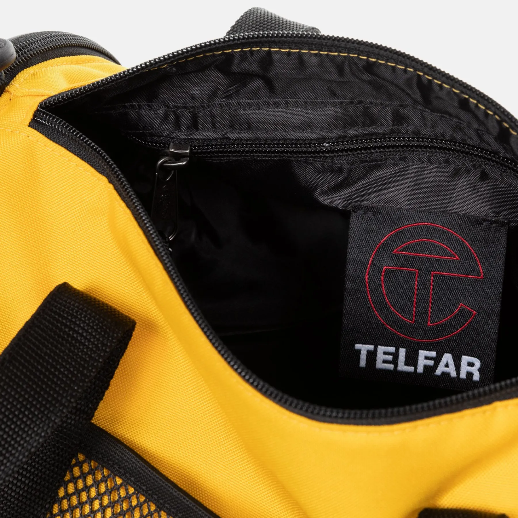 TELFAR DUFFLE M-Eastpak Hot